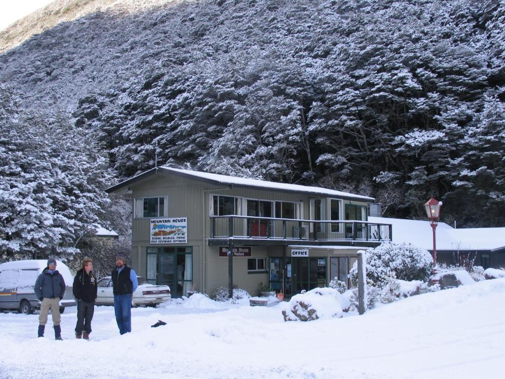 Hostel Mountain House Arthur's Pass Exterior foto